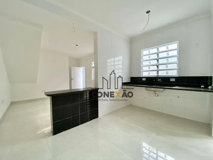 Casa com 3 quartos à venda, 100m2 em Embaré, Santos - SP - imagem 4 Foto 4 de Casa com 3 quartos à venda, 100m2 em Embaré, Santos - SP