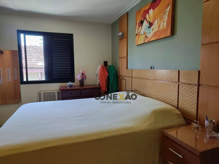 Foto 9 de Apartamento com 3 quartos à venda, 216m2 em Embaré, Santos - SP