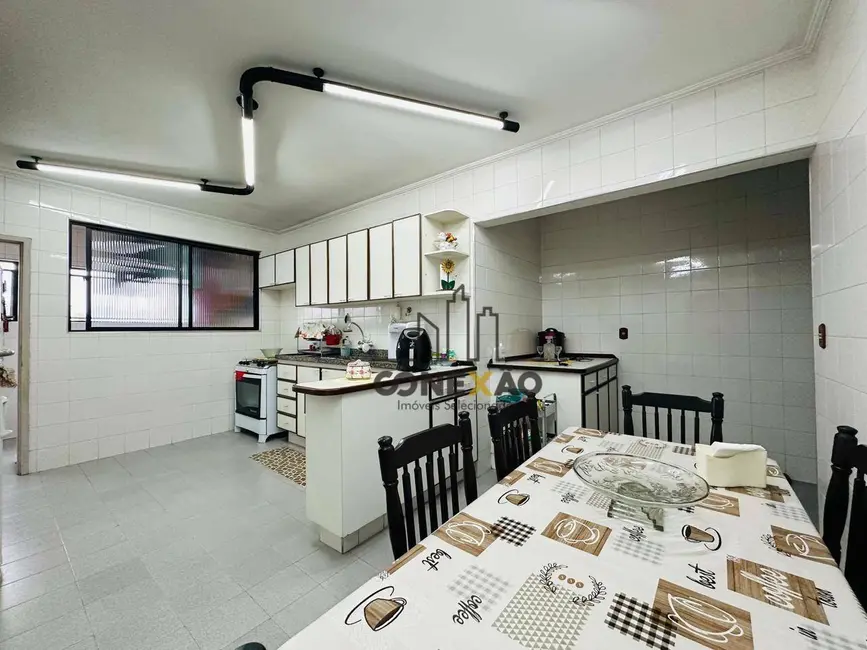 Apartamento com 3 quartos à venda, 134m2 em Ponta da Praia, Santos - SP - imagem 4 Foto 4 de Apartamento com 3 quartos à venda, 134m2 em Ponta da Praia, Santos - SP