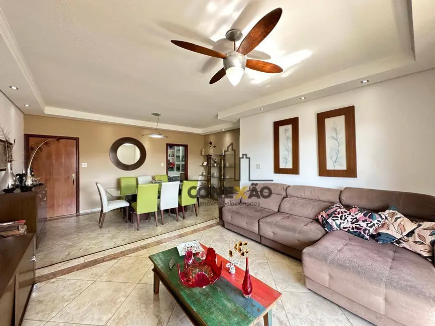 Apartamento com 3 quartos à venda, 142m2 em Campo Grande, Santos - SP - imagem 4 Foto 4 de Apartamento com 3 quartos à venda, 142m2 em Campo Grande, Santos - SP