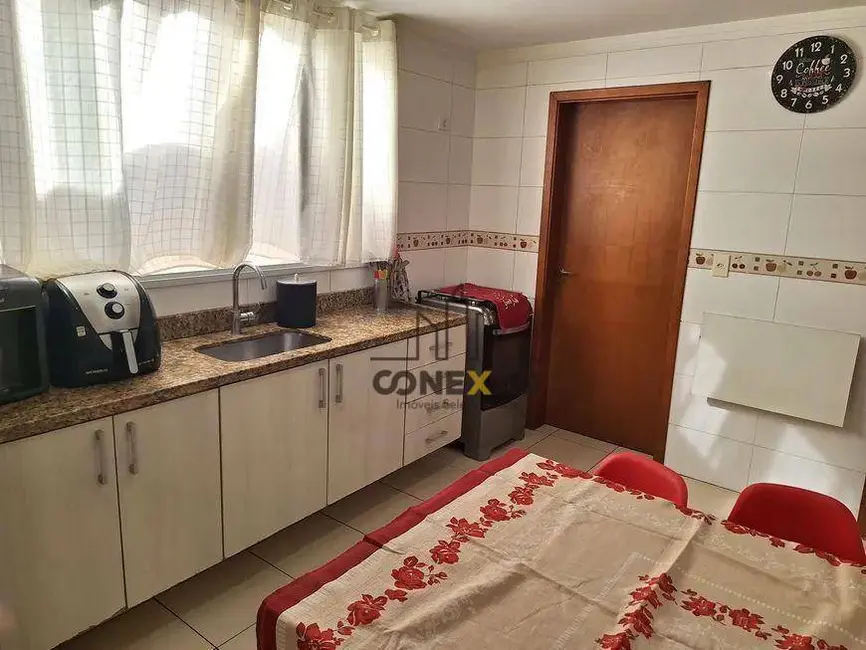 Foto 3 de Casa com 3 quartos à venda, 116m2 em Macuco, Santos - SP