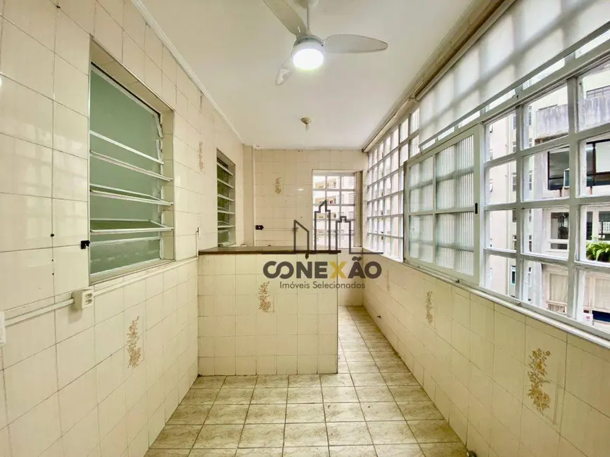 Apartamento com 2 quartos para alugar, 108m2 em Gonzaga, Santos - SP - imagem 5 Foto 5 de Apartamento com 2 quartos para alugar, 108m2 em Gonzaga, Santos - SP