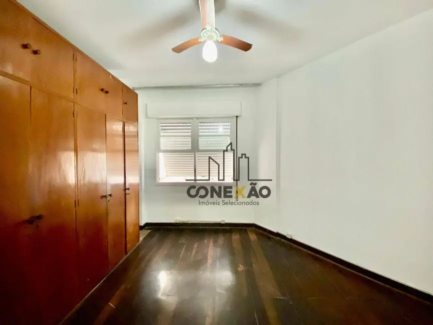 Apartamento com 2 quartos para alugar, 108m2 em Gonzaga, Santos - SP - imagem 9 Foto 9 de Apartamento com 2 quartos para alugar, 108m2 em Gonzaga, Santos - SP