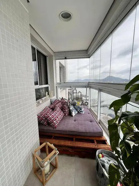 Apartamento com 3 quartos à venda, 189m2 em Ponta da Praia, Santos - SP - imagem 4 Foto 4 de Apartamento com 3 quartos à venda, 189m2 em Ponta da Praia, Santos - SP