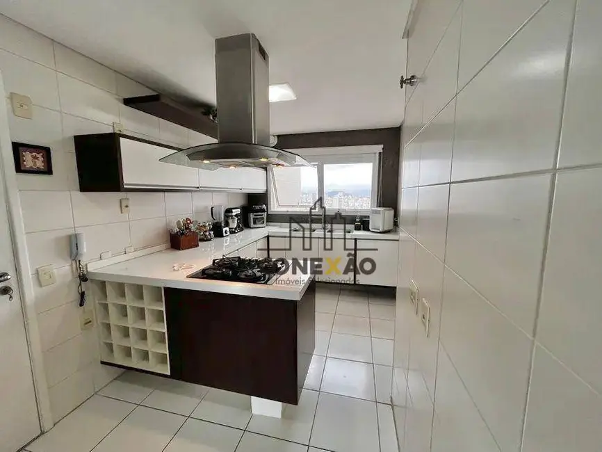 Apartamento com 3 quartos à venda, 189m2 em Ponta da Praia, Santos - SP - imagem 8 Foto 8 de Apartamento com 3 quartos à venda, 189m2 em Ponta da Praia, Santos - SP