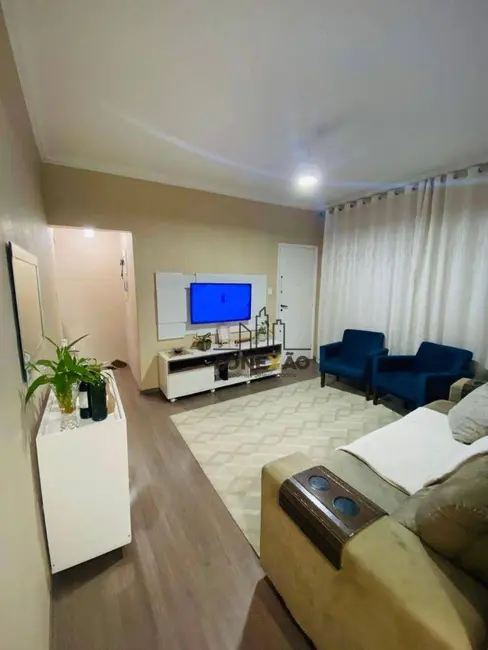 Foto 1 de Apartamento com 2 quartos à venda, 70m2 em Encruzilhada, Santos - SP