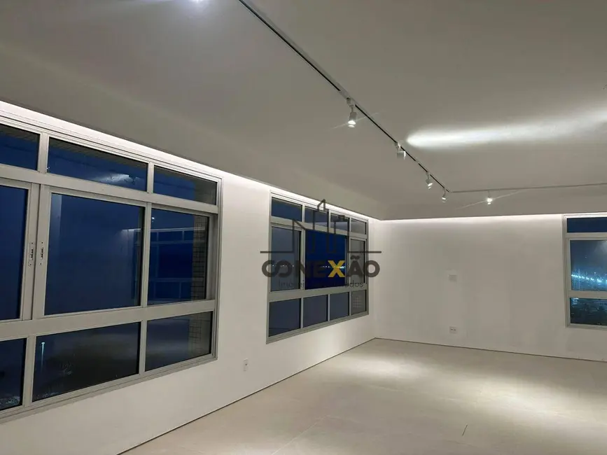 Foto 5 de Apartamento com 3 quartos à venda, 200m2 em Embaré, Santos - SP