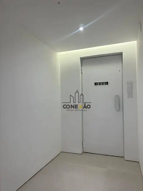 Foto 4 de Apartamento com 3 quartos à venda, 200m2 em Embaré, Santos - SP