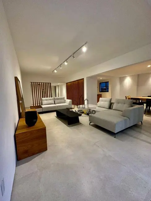 Apartamento com 4 quartos à venda, 300m2 em Gonzaga, Santos - SP - imagem 9 Foto 9 de Apartamento com 4 quartos à venda, 300m2 em Gonzaga, Santos - SP