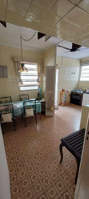 Apartamento com 3 quartos à venda, 228m2 em Gonzaga, Santos - SP - imagem 4 Foto 4 de Apartamento com 3 quartos à venda, 228m2 em Gonzaga, Santos - SP