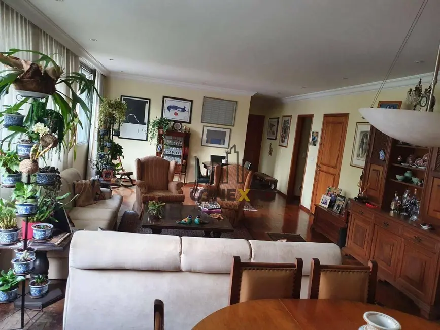 Foto 4 de Apartamento com 3 quartos à venda, 189m2 em Itaim Bibi, São Paulo - SP