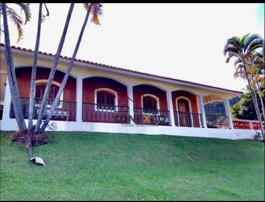 Foto 2 de Casa de Condomínio com 4 quartos à venda, 600m2 em Aguas De Lindoia - SP