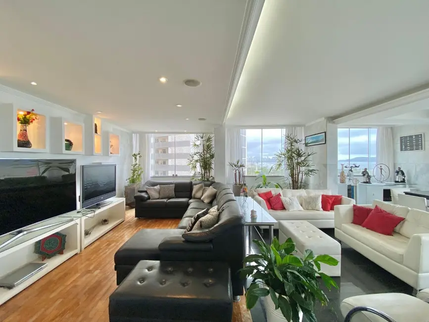 Foto 2 de Apartamento com 3 quartos à venda, 220m2 em José Menino, Santos - SP