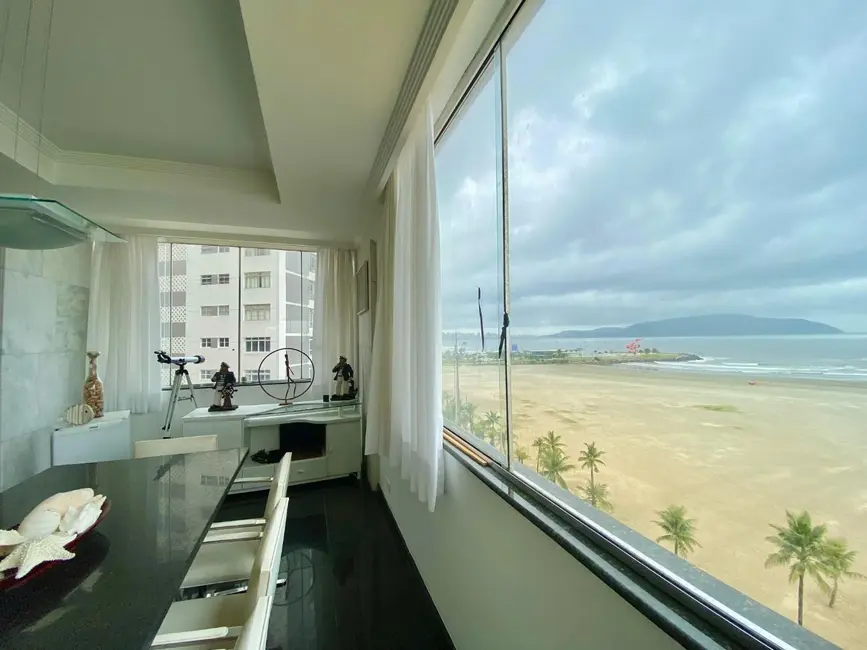 Foto 9 de Apartamento com 3 quartos à venda, 220m2 em José Menino, Santos - SP