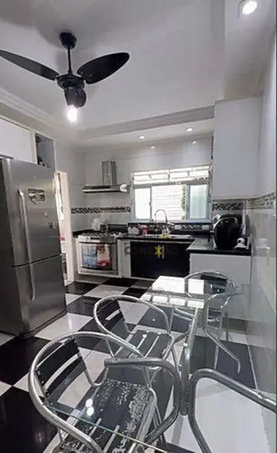 Foto 4 de Sobrado com 3 quartos à venda, 146m2 em Macuco, Santos - SP