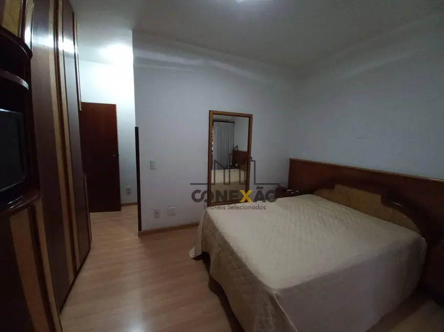 Apartamento com 3 quartos à venda, 196m2 em Embaré, Santos - SP - imagem 9 Foto 9 de Apartamento com 3 quartos à venda, 196m2 em Embaré, Santos - SP