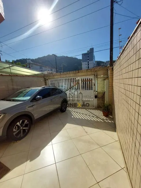Foto 5 de Casa com 5 quartos à venda, 282m2 em Marapé, Santos - SP
