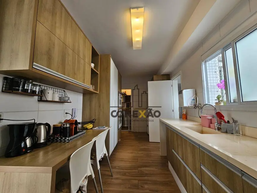 Foto 4 de Apartamento com 3 quartos à venda, 131m2 em Embaré, Santos - SP