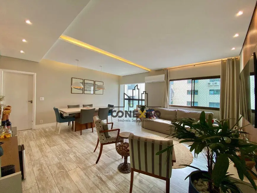 Apartamento com 3 quartos à venda, 170m2 em Boqueirão, Santos - SP - imagem 4 Foto 4 de Apartamento com 3 quartos à venda, 170m2 em Boqueirão, Santos - SP
