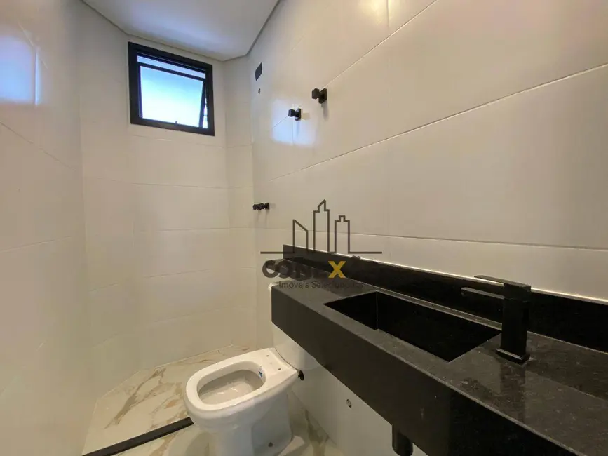 Foto 7 de Sobrado com 3 quartos à venda, 300m2 em Embaré, Santos - SP