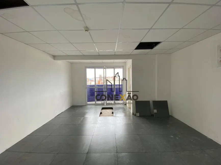 Foto 2 de Sala Comercial para alugar, 37m2 em Ponta da Praia, Santos - SP