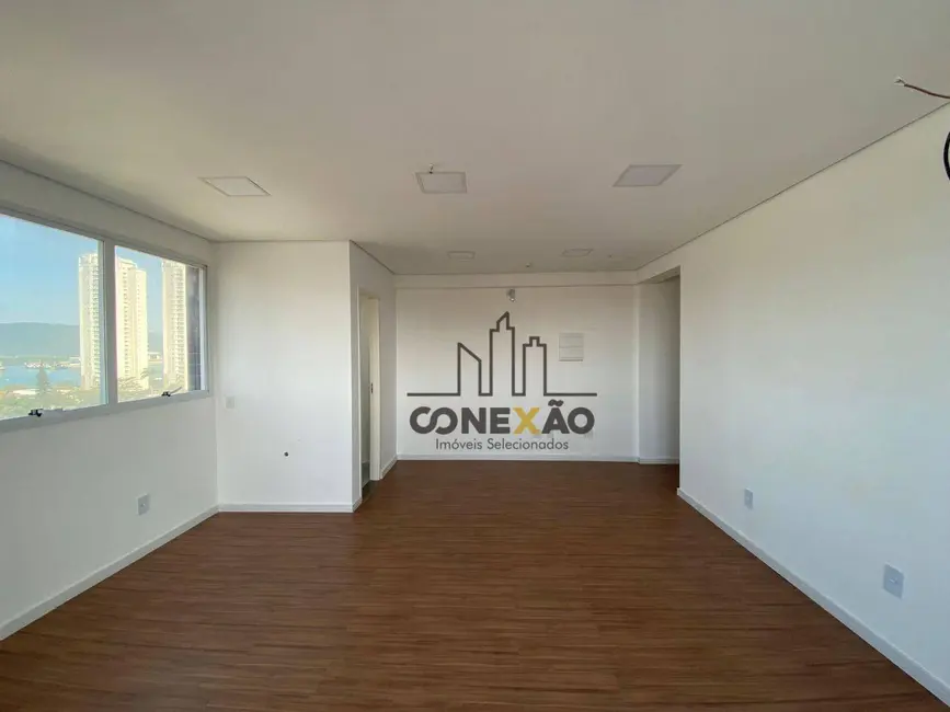 Sala Comercial para alugar, 37m2 em Ponta da Praia, Santos - SP - imagem 7 Foto 7 de Sala Comercial para alugar, 37m2 em Ponta da Praia, Santos - SP