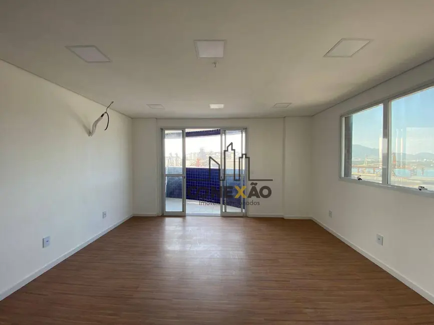 Sala Comercial para alugar, 37m2 em Ponta da Praia, Santos - SP - imagem 5 Foto 5 de Sala Comercial para alugar, 37m2 em Ponta da Praia, Santos - SP