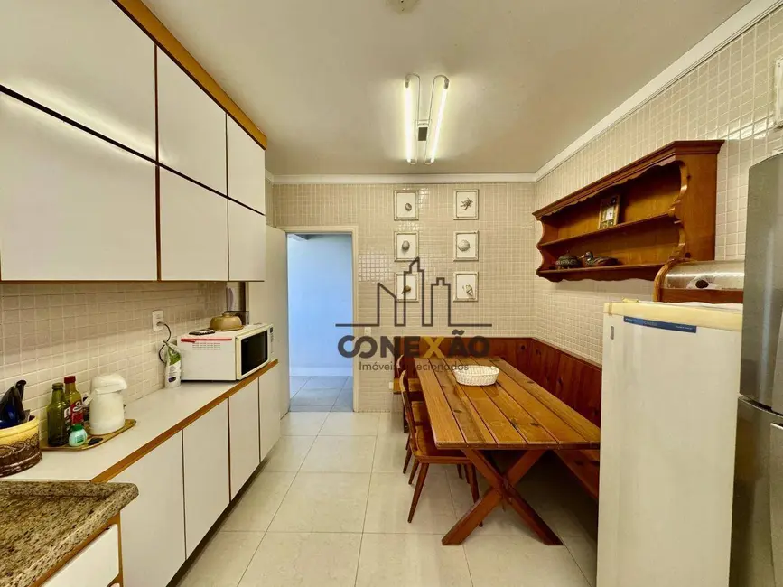 Foto 6 de Apartamento com 3 quartos à venda, 144m2 em Pompéia, Santos - SP