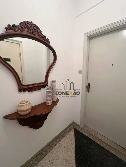 Apartamento com 3 quartos para alugar, 83m2 em Embaré, Santos - SP - imagem 7 Foto 7 de Apartamento com 3 quartos para alugar, 83m2 em Embaré, Santos - SP