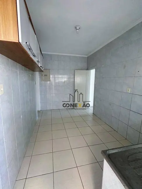 Apartamento com 3 quartos para alugar, 83m2 em Embaré, Santos - SP - imagem 6 Foto 6 de Apartamento com 3 quartos para alugar, 83m2 em Embaré, Santos - SP