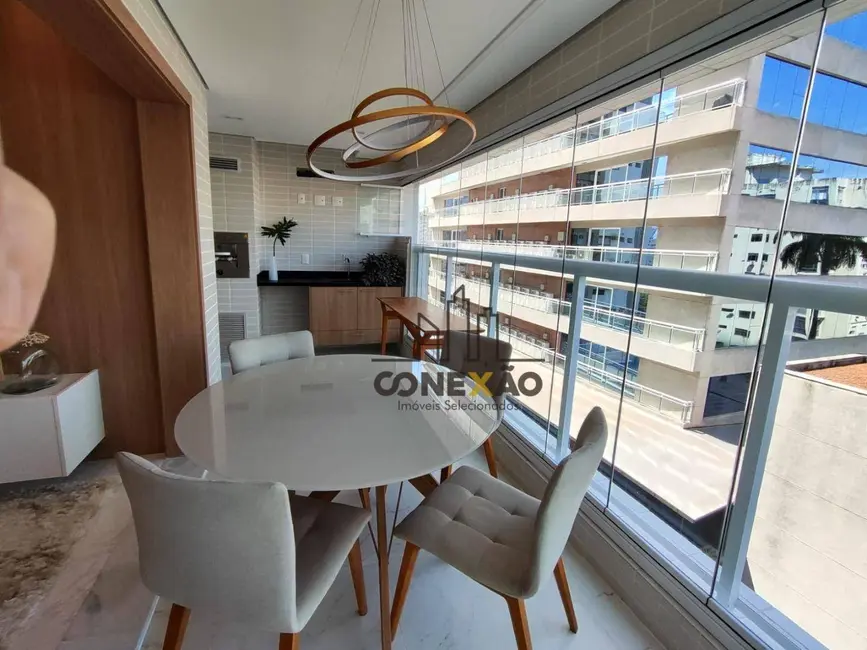 Apartamento com 3 quartos para alugar, 101m2 em Gonzaga, Santos - SP - imagem 4 Foto 4 de Apartamento com 3 quartos para alugar, 101m2 em Gonzaga, Santos - SP