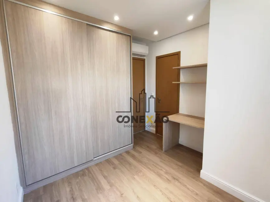 Apartamento com 3 quartos para alugar, 101m2 em Gonzaga, Santos - SP - imagem 6 Foto 6 de Apartamento com 3 quartos para alugar, 101m2 em Gonzaga, Santos - SP
