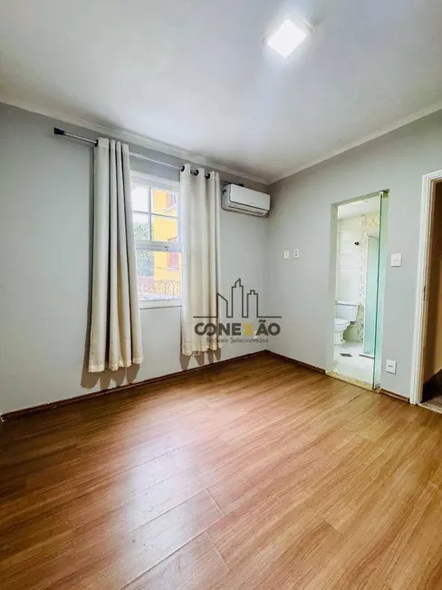 Apartamento com 3 quartos para alugar, 110m2 em Marapé, Santos - SP - imagem 8 Foto 8 de Apartamento com 3 quartos para alugar, 110m2 em Marapé, Santos - SP
