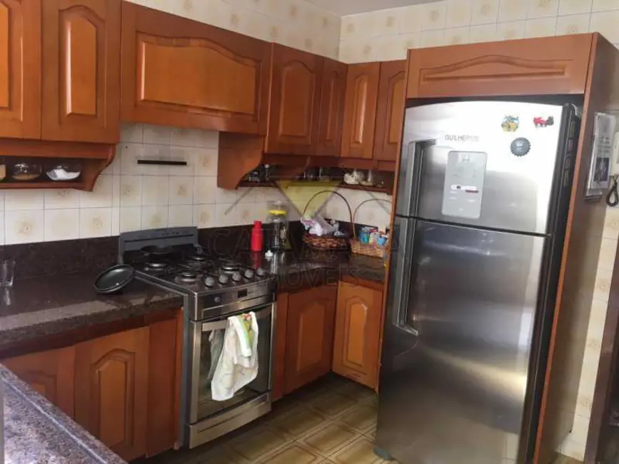 Foto 3 de Casa com 3 quartos à venda e para alugar, 200m2 em Mogi Das Cruzes - SP