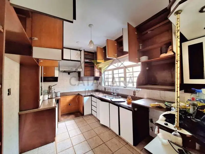 Foto 5 de Casa com 4 quartos à venda e para alugar, 379m2 em Mogi Das Cruzes - SP