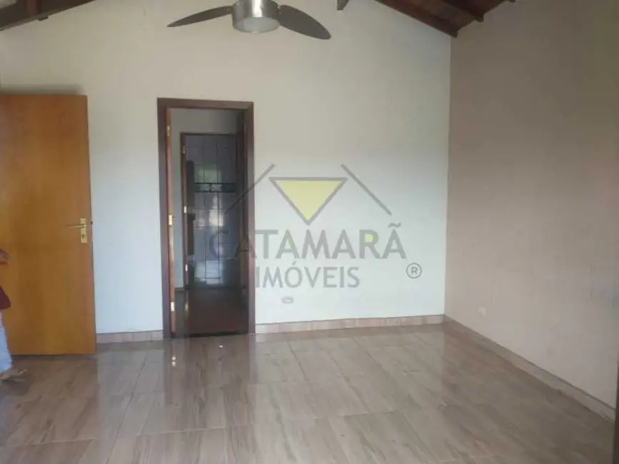 Foto 9 de Casa com 4 quartos à venda e para alugar, 780m2 em Aruja - SP