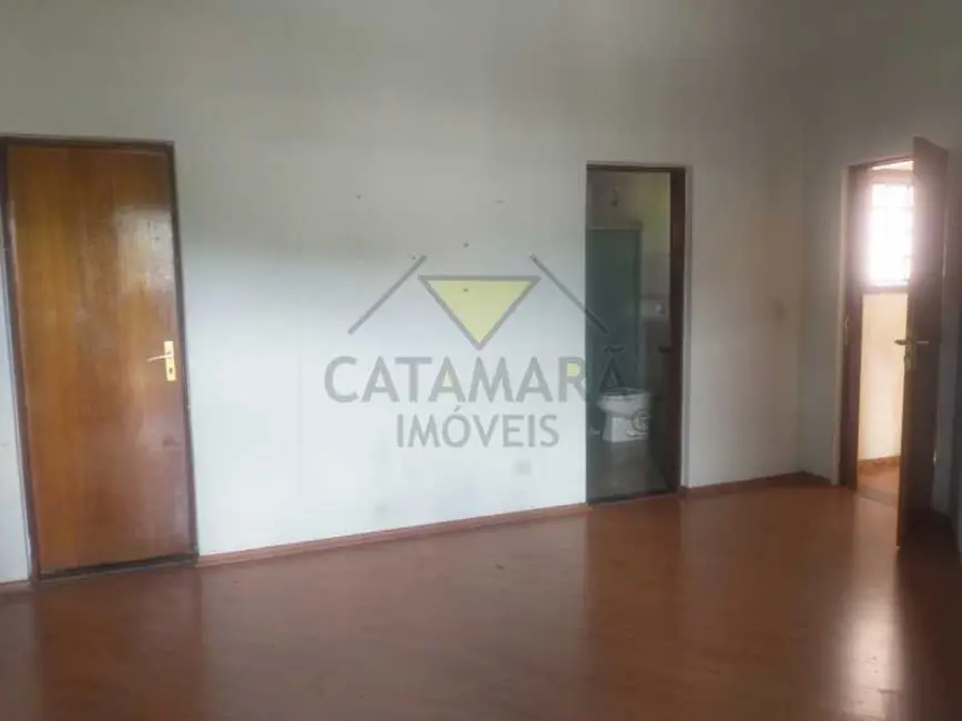 Foto 8 de Casa com 4 quartos à venda e para alugar, 780m2 em Aruja - SP