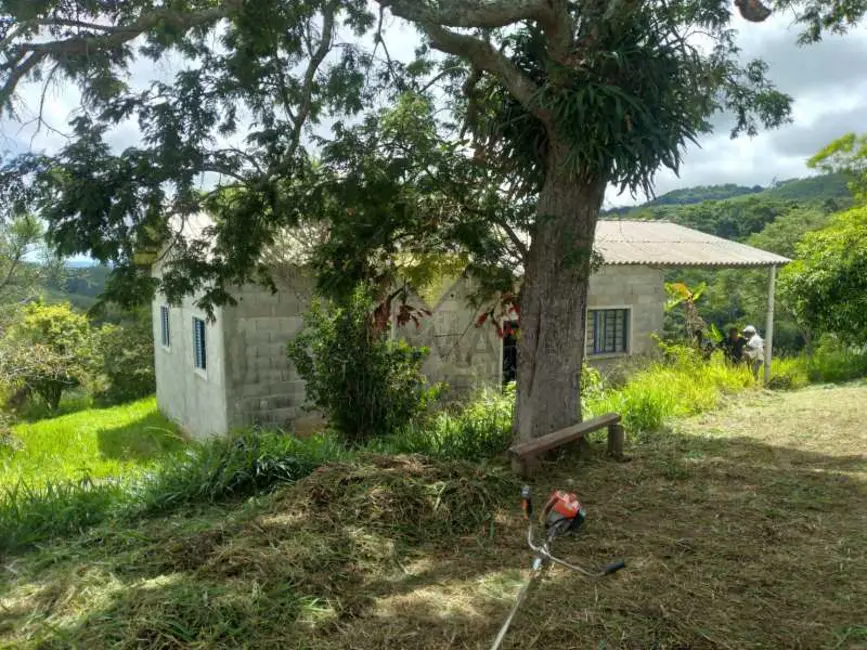 Foto 1 de Chácara com 3 quartos à venda, 100m2 em Santa Branca - SP