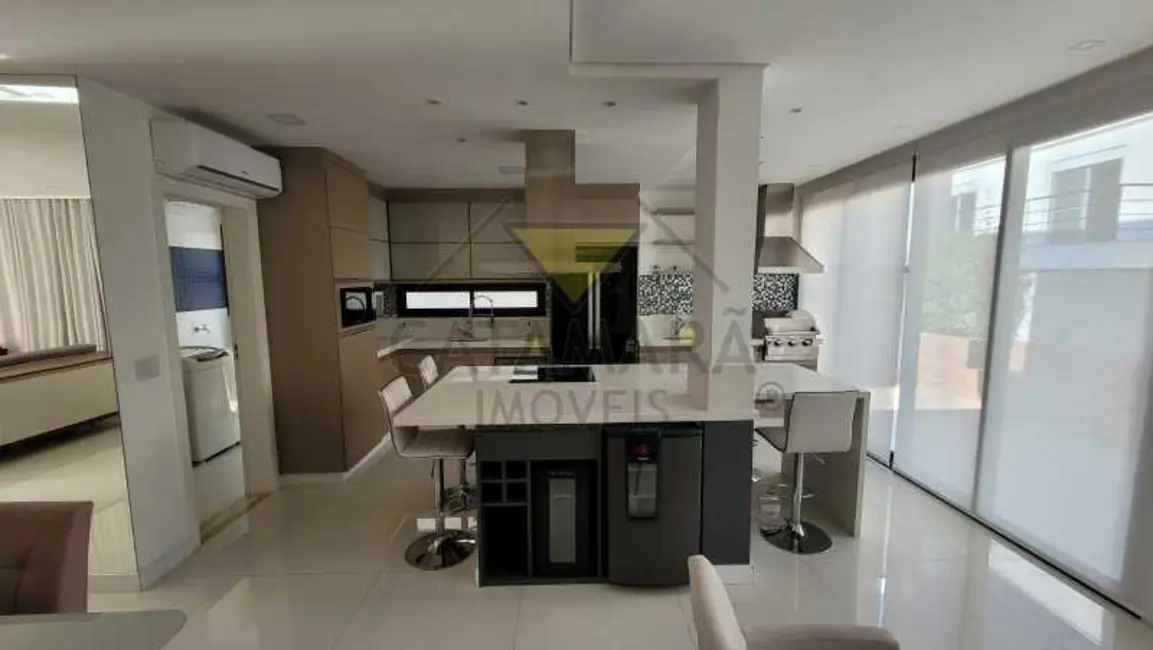 Foto 3 de Casa de Condomínio com 3 quartos à venda, 186m2 em Mogi Das Cruzes - SP