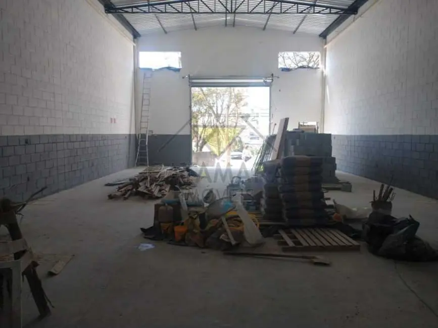 Foto 3 de Armazém / Galpão à venda e para alugar, 350m2 em Mogi Das Cruzes - SP