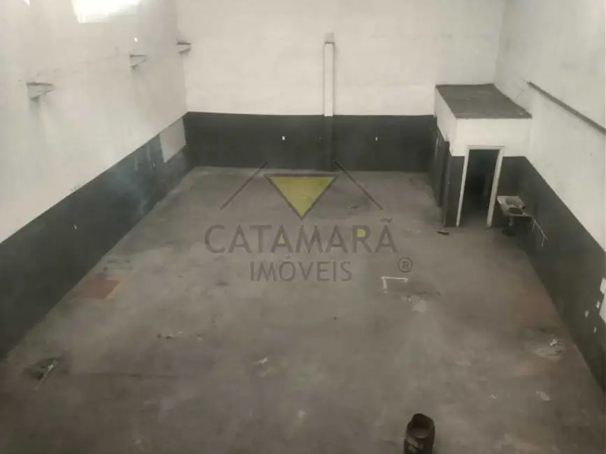 Armazém / Galpão para alugar, 331m2 em Mogi Das Cruzes - SP - imagem 5 Foto 5 de Armazém / Galpão para alugar, 331m2 em Mogi Das Cruzes - SP