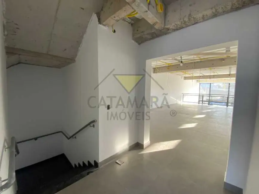 Foto 8 de Loja para alugar, 220m2 em Mogi Das Cruzes - SP