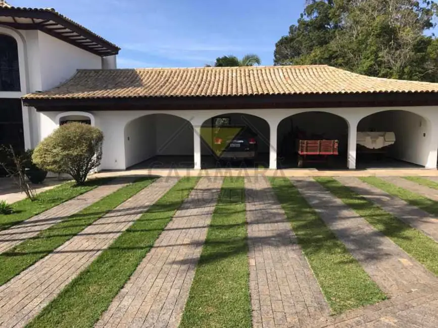 Foto 1 de Sítio / Rancho com 5 quartos à venda, 500m2 em Mogi Das Cruzes - SP