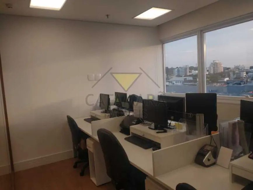 Foto 9 de Sala Comercial à venda, 150m2 em Mogi Das Cruzes - SP