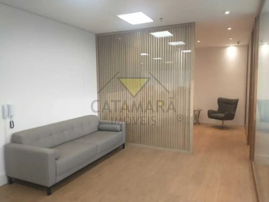 Foto 3 de Sala Comercial à venda, 150m2 em Mogi Das Cruzes - SP