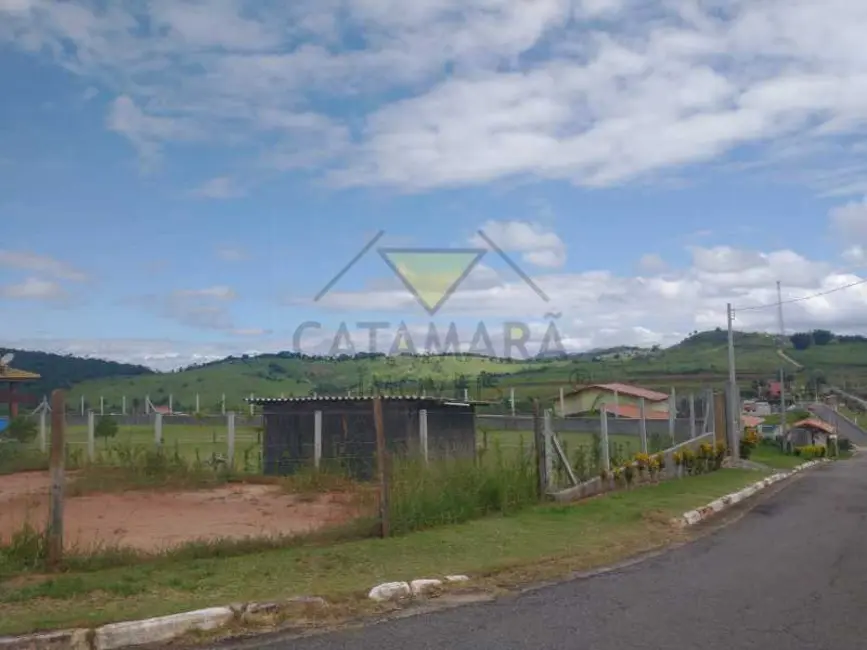 Terreno / Lote à venda, 1000m2 em Guararema - SP - imagem 5 Foto 5 de Terreno / Lote à venda, 1000m2 em Guararema - SP