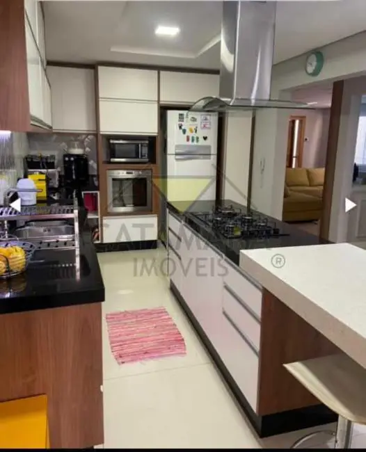 Foto 9 de Casa com 3 quartos à venda, 296m2 em Mogi Das Cruzes - SP