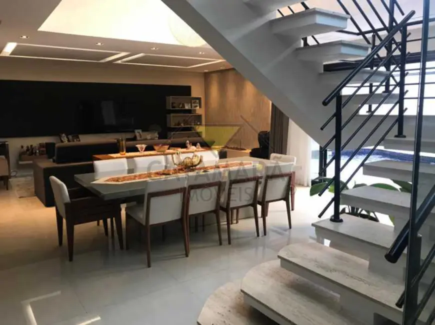 Foto 3 de Casa com 4 quartos à venda, 411m2 em Mogi Das Cruzes - SP