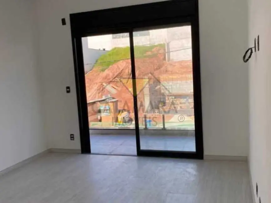 Foto 8 de Casa de Condomínio com 3 quartos à venda, 320m2 em Mogi Das Cruzes - SP