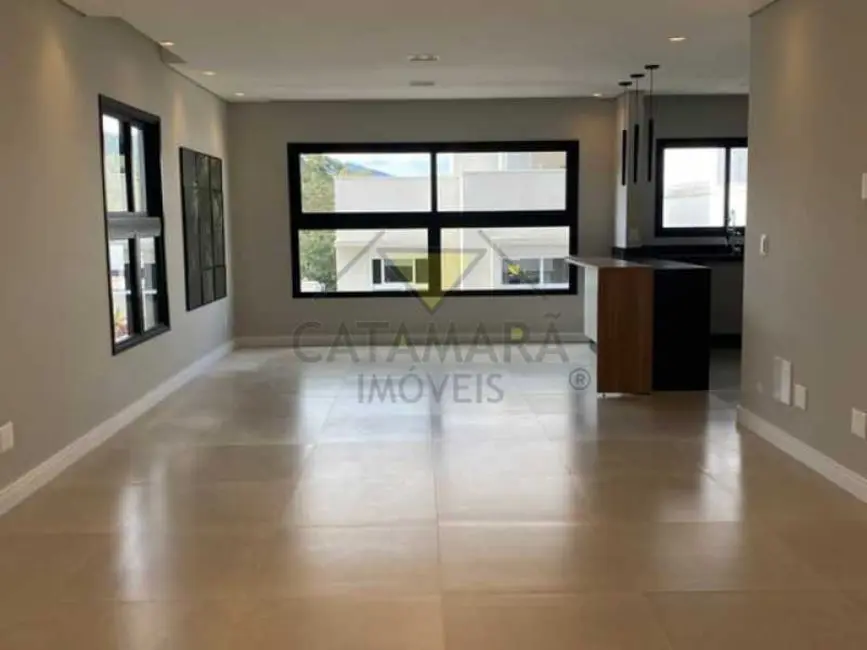 Foto 4 de Casa de Condomínio com 3 quartos à venda, 255m2 em Mogi Das Cruzes - SP